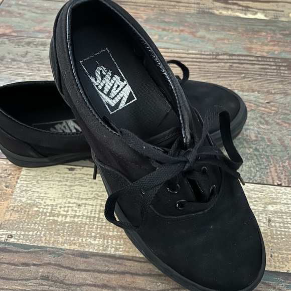 Boys Vans - Picture 1 of 7